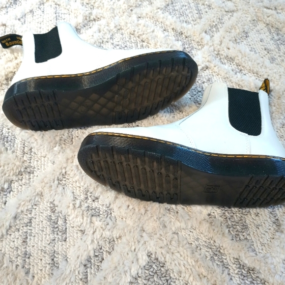 NWOT Dr. Martin ankle boots - Picture 3 of 4